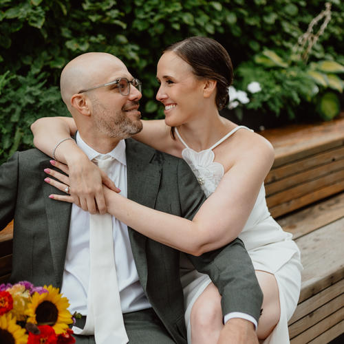 /emily-ryan-bridal-portraits-downtown-seattle-20250815-573.jpg